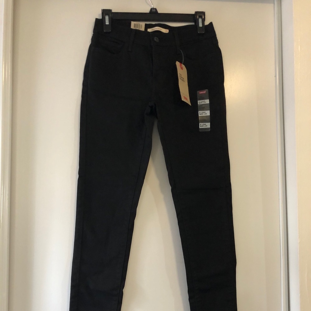 NWT Women’s Levi’s 710 Super Skinny 29x32